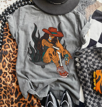 Load image into Gallery viewer, Keep on Rollin Tee