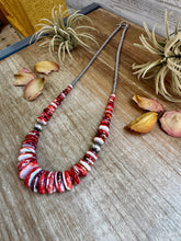 Load image into Gallery viewer, 23&quot; Red Spiny Oyster Graduated Necklace
