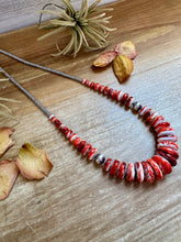 Load image into Gallery viewer, 23&quot; Red Spiny Oyster Graduated Necklace
