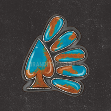 Load image into Gallery viewer, Turquoise Spade
