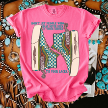 Load image into Gallery viewer, TIE YOUR LACES TEE
