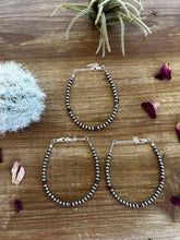 Load image into Gallery viewer, Little bit PURPLE spiny with Sterling Silver Pearls bracelet
